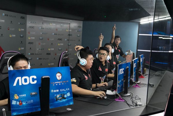 双奥遗产背 双奥遗产背