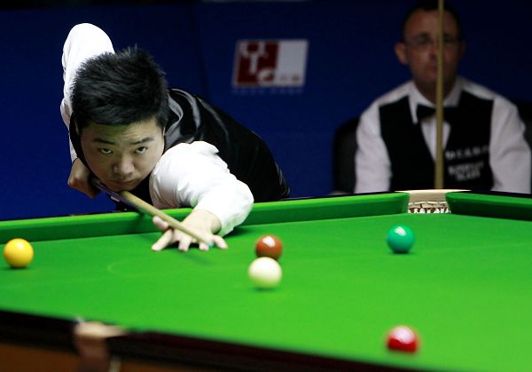 场均三分出 场均三分出