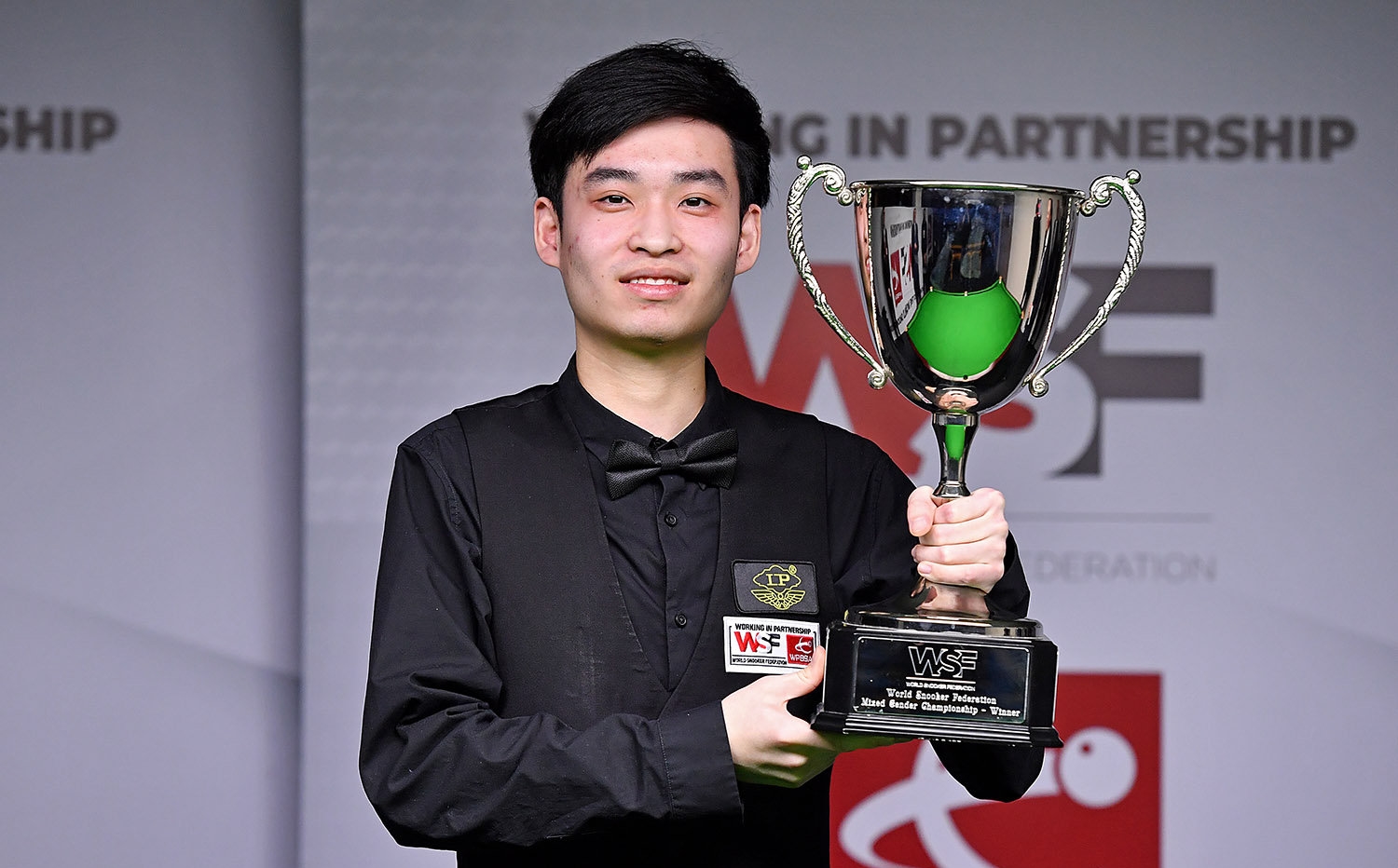 结合数据与 结合数据与